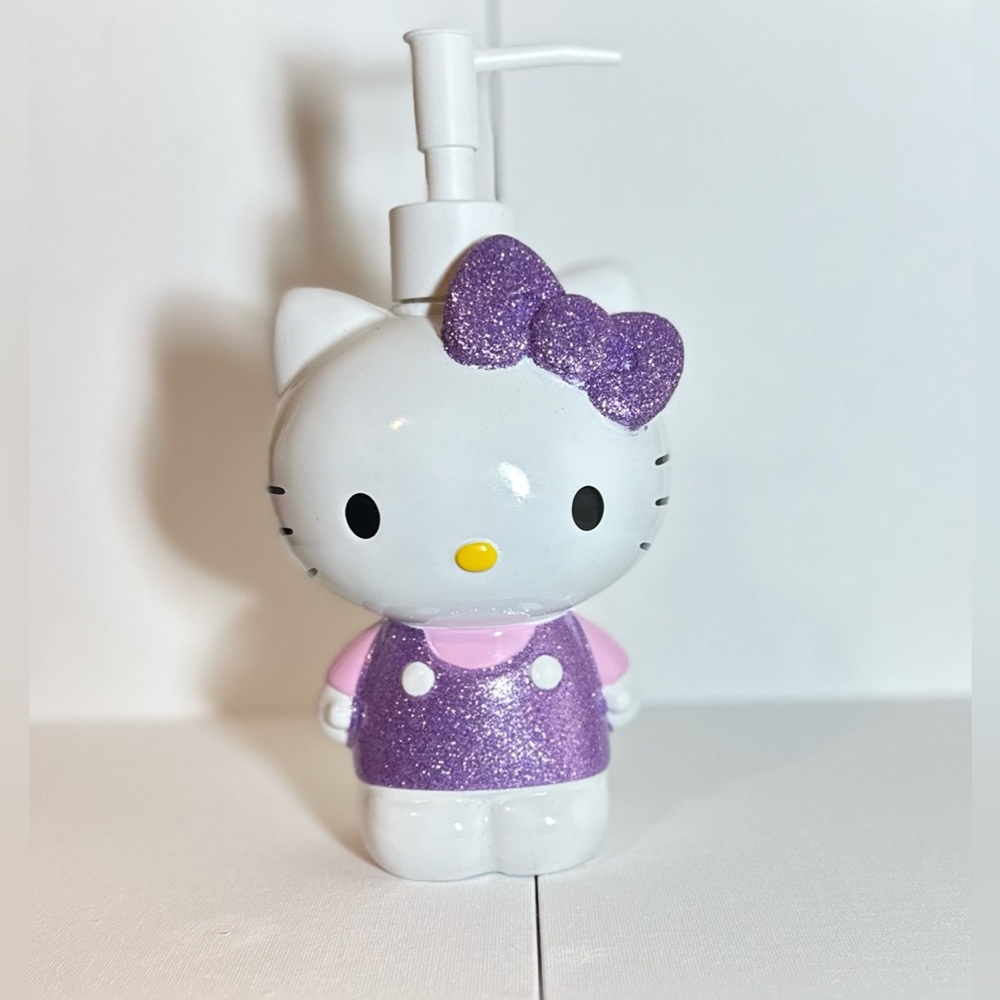 Hello kitty soap dispenser